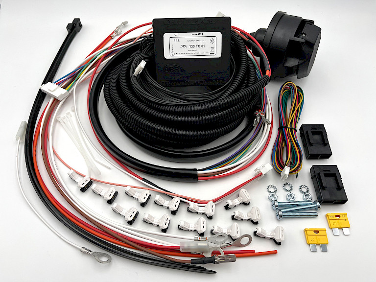 Faisceau d&#039;attelage universel SBS - 13 broches TWIN DPA130TG01